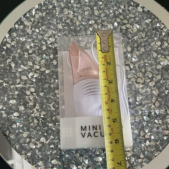 Cute kawaii Mini compact portable travel usb vacuum cleaner for office space - Picture 4 of 8